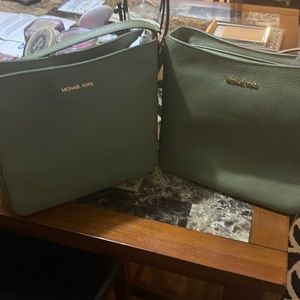 Michael Khors Green Purse